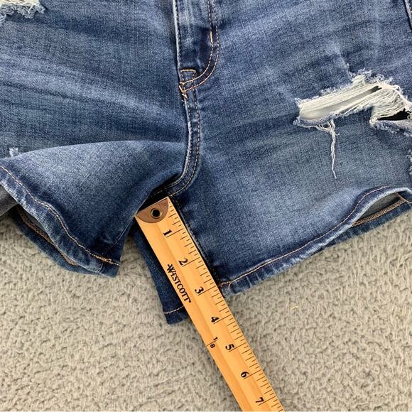 American Eagle Women's Curvy Midi Next Level Stretch Shorts  -  Size: 6 - Picture 9 of 16